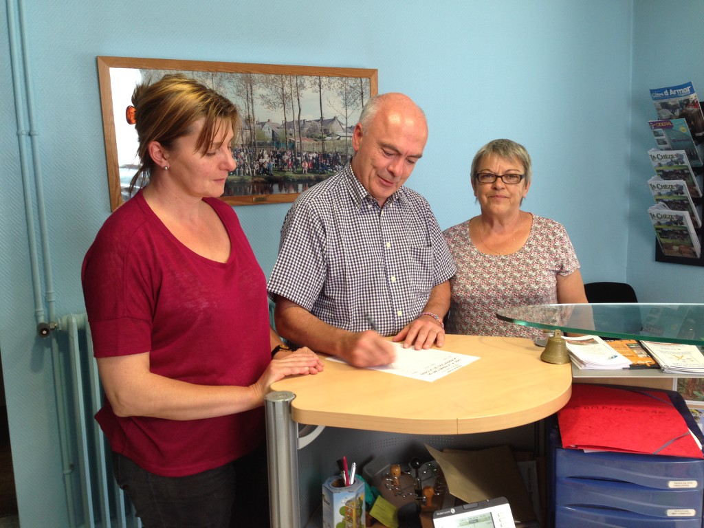 Signature de la pétition de La Chèze